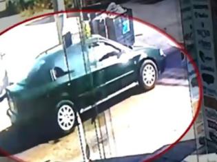Φωτογραφία για Βίντεο-ντοκουμέντο με την κλοπή του οχήματος της Διεύθυνσης Μεταγωγών (video)