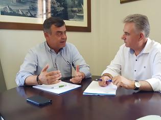 Φωτογραφία για ΒΟΝΙΤΣΑ: Συνάντηση βουλευτή Αθ. Καββαδά με τον Δήμαρχο Γ. Αποστολάκη για το πρόβλημα απορριμμάτων της Λευκάδας