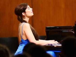 Φωτογραφία για Μεγάλη διάκριση για την πιανίστα Νεφέλη Μουσούρα: Θα δώσει ρεσιτάλ στο φεστιβάλ του Σάλτσμπουργκ