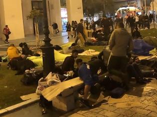 Φωτογραφία για Διέσυρε τους καταληψίες η ιδιοκτήτρια του City Plaza: «Καθάριζαν €2.000 τον μήνα» – «Έπεσαν οι μάσκες» για ΜΚΟ-μετανάστες
