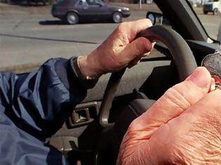 Φωτογραφία για Διπλώματα οδήγησης σε ηλικιωμένους: Οι γιατροί θα αποφασίζουν ποιοι μπορούν να οδηγούν