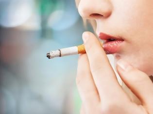 Φωτογραφία για Άγνωστοι ναρκώνουν τα θύματά τους με δηλητηριασμένα τσιγάρα για να τους κλέψουν