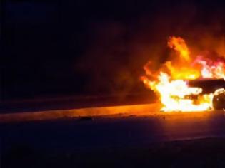 Φωτογραφία για Αυξημένος ο κίνδυνος πυρκαγιάς στα αυτοκίνητα λόγω καύσωνα - Τι να προσέξετε
