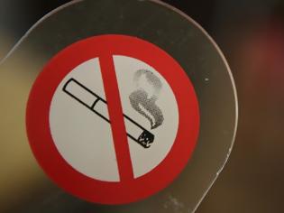 Φωτογραφία για Καταγγελίες ότι ο αντικαπνιστικός νόμος δεν εφαρμόζεται σε νοσοκομεία -Ανοιξα την πόρτα και με υποδέχθηκε κύμα καπνού