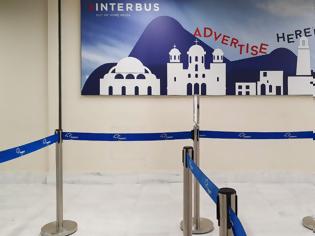 Φωτογραφία για Αντικαταστάθηκαν οι αφίσες που βρίσκονταν στο αεροδρόμιο Χανίων ''Ιωάννης Δασκαλογιάννης'' οι οποίες απεικόνιζαν τρούλους χωρίς σταυρούς
