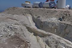 Λέσβος: Αποκαλύφθηκαν δυο «γιγάντιοι» κορμοί απολιθωμένων δένδρων (pics)