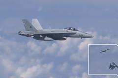 Σουκχόι καταδιώκουν F-18 που προσέγγισε το αεροσκάφος του υπουργού Άμυνας της Ρωσίας!