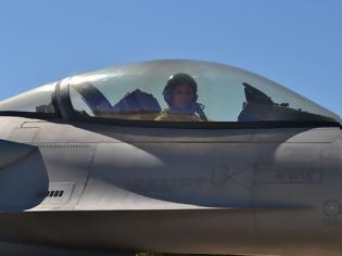 Φωτογραφία για Πτήση Α/ΓΕΑ Αντιπτέραρχου Γ. Μπλιούμη με F-16 Block 52+