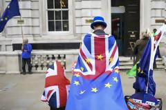 Μπόρις Τζόνσον: Ολοταχώς προς άτακτο Brexit - ΕΕ: Είμαστε έτοιμοι, εσείς θα χάσετε