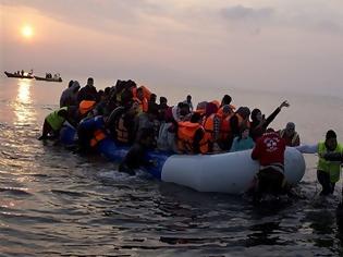 Φωτογραφία για Φουντώνουν ξανά οι προσφυγικές ροές - 5.608 οι μετανάστες στη χώρα μας μόνο τον Ιούλιο..