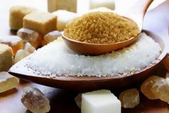 Λευκή vs καστανή ζάχαρη - Ποια είναι πιο υγιεινή;