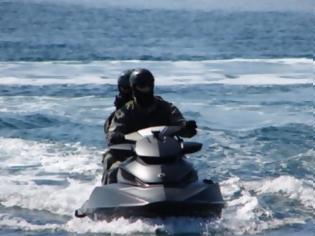 Φωτογραφία για Καταδίωξη θαλάσσιου jet ski στην Κω -Συνελήφθη ο διακινητής της αλλοδαπής