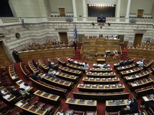 Φωτογραφία για Βουλή: Με ευρύτατη πλειοψηφία ψηφίσθηκε η τροπολογία για την άρση των capital controls