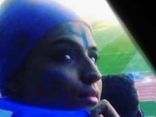 Φωτογραφία για Ιρανή αυτοπυρπολήθηκε επειδή θα τη φυλάκιζαν αφού προσπάθησε να μπει σε γήπεδο