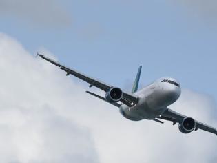Φωτογραφία για Βιετνάμ: Πτήση καθυστέρησε 11 ώρες επειδή ο πιλότος έχασε το διαβατήριό του