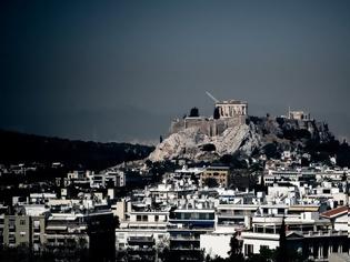 Φωτογραφία για Βloomberg: Η ελληνική κυβέρνηση δεσμεύει €9 δισ. για τα «κόκκινα» δάνεια