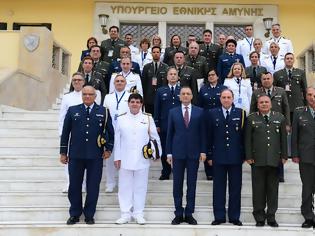 Φωτογραφία για Σύσκεψη του ΥΦΕΘΑ Αλκιβιάδη Στεφανή με τις Διευθύνσεις/Διοικήσεις των Στρατιωτικών Νοσοκομείων των Ενόπλων Δυνάμεων