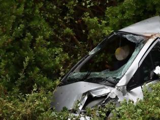 Φωτογραφία για «Βουτιά θανάτου» για οδηγό που έπεσε με το αυτοκίνητό του σε γκρεμό
