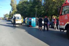 Αγρίνιο: Αυτοκίνητο τούμπαρε έξω από το Πάρκο (φωτο)