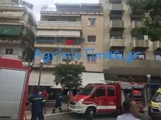 Φωτογραφία για Πυρκαγιά στον 4ο όροφο πολυκατοικίας στην πλατεία Δημοκρατίας του Αγρινίου (Φωτό)