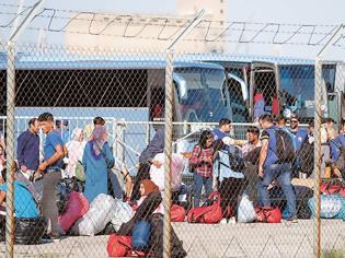 Φωτογραφία για Εκτός ελέγχου οι ροές μεταναστών στο B.Αιγαίο : Οκτακόσιες αφίξεις μεταναστών μέσα σε 48 ώρες!