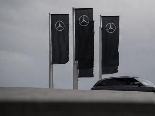 Φωτογραφία για Πρόστιμο €870 εκατ. στη Daimler για παραβίαση κανονισμών σχετικά με τους ρύπους