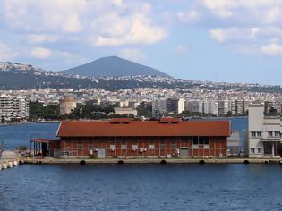Φωτογραφία για Θεσσαλονίκη: Υπό κράτηση ο Λιμενάρχης και οι έξι πλοηγοί του λιμανιού