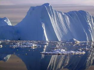 Φωτογραφία για Παγόβουνο δεκαπέντε φορές στο μέγεθος ...του Παρισιού αποκολλήθηκε από την Ανταρκτική