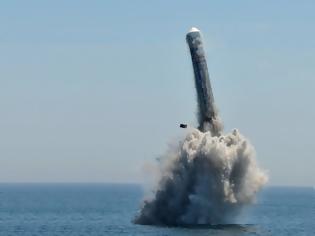 Φωτογραφία για Βόρεια Κορέα: Πιθανόν από υποβρύχιο η εκτόξευση των βαλλιστικών πυραύλων