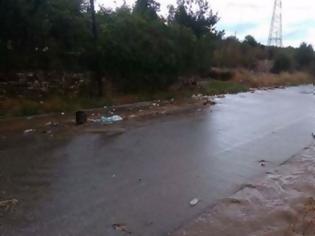 Φωτογραφία για «Σαρώνει» η κακοκαιρία τη δυτική Ελλάδα - Υδροστρόβιλοι, πλημμυρισμένα σπίτια και καταστήματα