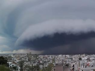 Φωτογραφία για Tι είναι το shelf cloud που «κατάπιε» την Αττική πριν την καταιγίδα