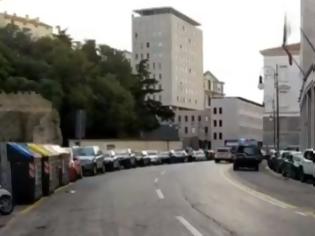 Φωτογραφία για Ιταλία: Πυροβολισμοί σε αστυνομικό τμήμα - Νεκροί δύο αστυνομικοί
