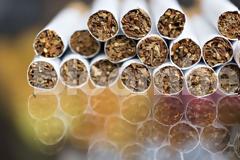 Μύθος το «ερασιτεχνικό» κάπνισμα Και λιγότερα από πέντε τσιγάρα βλάπτουν τους πνεύμονες
