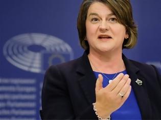 Φωτογραφία για Brexit: Η κυρία των Ιρλανδών που απειλεί να τινάξει στον αέρα τη συμφωνία