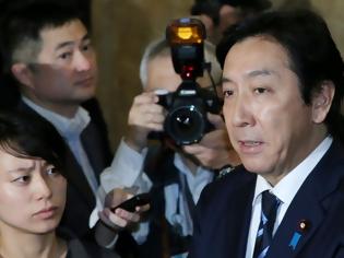 Φωτογραφία για Ιάπωνας υπουργός παραιτήθηκε για δωροδοκία ψηφοφόρων με πεπόνια, καβούρια και σολομό