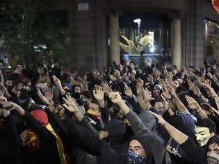 Φωτογραφία για Βαρκελώνη: Εκατοντάδες χιλιάδες διαδηλωτές στους δρόμους