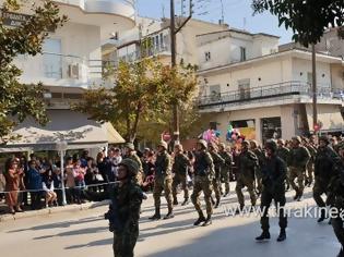 Φωτογραφία για Βίντεο: Καταχειροκροτήθηκε ο στρατός στην παρέλαση της Ορεστιάδας