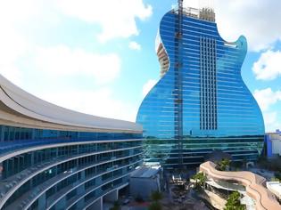 Φωτογραφία για Tο πρώτο ξενοδοχείο σε σχήμα κιθάρας άνοιξε στη Φλόριντα