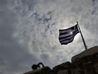 Φωτογραφία για Πότε θα ξυπνήσει ο ελληνικός λαός, αναρωτιέται αναγνώστης