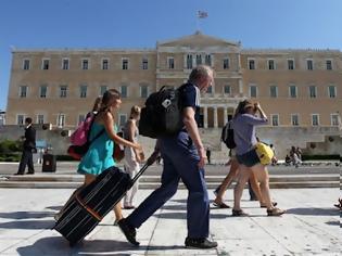 Φωτογραφία για Οι Γερμανοί προβλέπουν αύξηση των κρατήσεων στην Ελλάδα