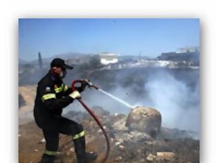 Φωτογραφία για Ένας 28χρονος πυροσβέστης έχασε τη ζωή του στη φωτιά της Ελευσίνας