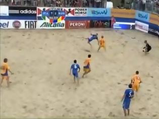 Φωτογραφία για ΜΠΑΙΝΟΥΝ... ΓΚΟΛΑΡΕΣ ΚΑΙ ΣΤΟ BEACH SOCCER! *ΒΙΝΤΕΟ*