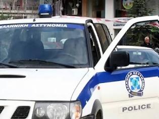 Φωτογραφία για Αφού τον χτύπησε με το αυτοκίνητο, τον έσυρε για πολλά μέτρα