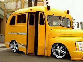 Φωτογραφία για Τα πιο παράξενα σχολικά λεωφορεία που κυκλοφορούν!