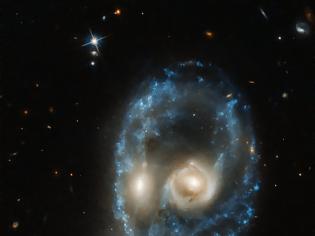 Φωτογραφία για Το Hubble φωτογράφισε το κοσμικό πρόσωπο για το Halloween