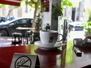 Φωτογραφία για Αντικαπνιστικός νόμος: Κόβεται το τσιγάρο στα μαγαζιά δείχνουν οι έλεγχοι σε μεγάλες πόλεις