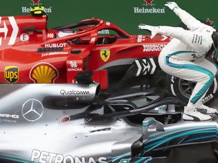 Φωτογραφία για Ο Hamilton κάνει μεταγραφή στη Ferrari;