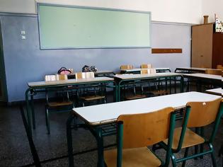 Φωτογραφία για Μαθητής στο Ηράκλειο έβγαλε όπλο μέσα στο σχολείο