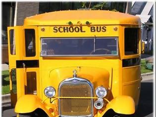 Φωτογραφία για Γιατί τα σχολικά λεωφορεία έχουν πάντα άσπρη οροφή