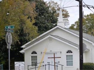 Φωτογραφία για Μια 16χρονη μαθήτρια σχεδίαζε επίθεση σε εκκλησία Αφροαμερικανών στη Τζόρτζια